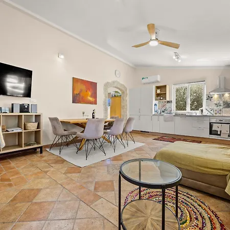 Villa Majmajola Garden For 14 Persons Near Pula With Kids Playground, Sauna & Large Garden *